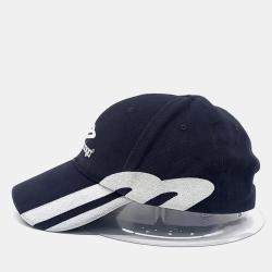 مملوكة مسبقًا قبعة قطنية سوداء وبيضاء من بالنسياغا