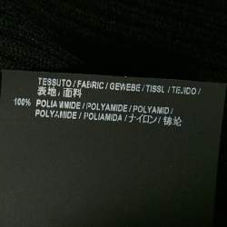 مملوكة مسبقًا سويتر بالنسياقا محبوك مضلع بطباعة الشعار باللون الأسود مقاس متوسط