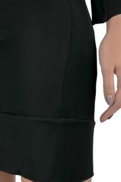 Pre Owned فستان بالنسياغا تريكو مرن رقبة واسعة مجسم قصير أسود M