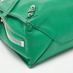 مملوكة مسبقًا Balenciaga Green Leather Mini Papier A4 Tote