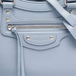 مملوكة مسبقًا Balenciaga Light Blue Leather Small Neo Classic Tote