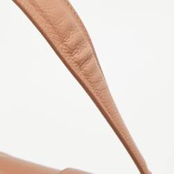 مملوكة مسبقًا حقيبة بالنسياغا جلد بني فاتح مشبك أنبوبي بيد علوية