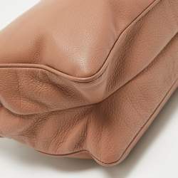 مملوكة مسبقًا حقيبة بالنسياغا جلد بني فاتح مشبك أنبوبي بيد علوية