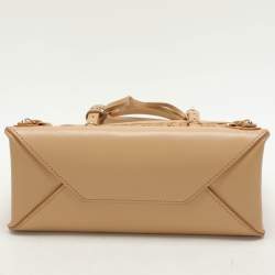 مملوكة مسبقًا Balenciaga Beige Crochet Leather Mini A4 Tote