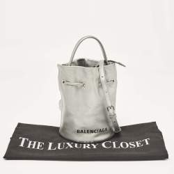 Pre Owned Balenciaga Silver Leather XS Everyday Bucket Bag