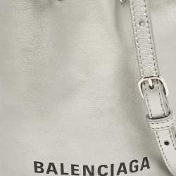 Pre Owned Balenciaga Silver Leather XS Everyday Bucket Bag