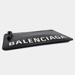 Pre Owned Balenciaga Black Leather clutch