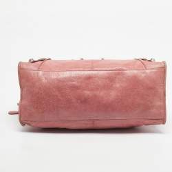 مملوكة مسبقًا حقيبة يد بالنسياغا بارك تايم جلد زهري مدببة أكتاف كبيرة