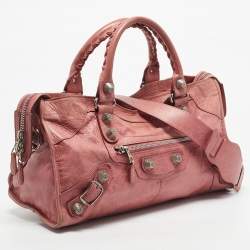 مملوكة مسبقًا حقيبة يد بالنسياغا بارك تايم جلد زهري مدببة أكتاف كبيرة