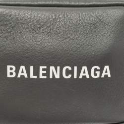 Pre Owned Balenciaga Grey Leather XS Everyday Camera Bag