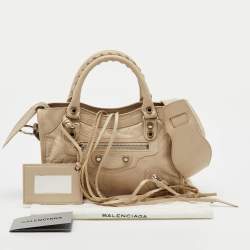 Pre Owned حقيبة بالنسياغا ميني مدينة الحافة المعدنية جلد بيج