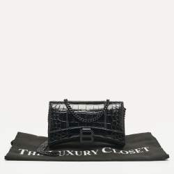 مملوكة مسبقًا محفظة بالسلسلة بالنسياغا أور جلوس جلد أسود بنقشة التمساح