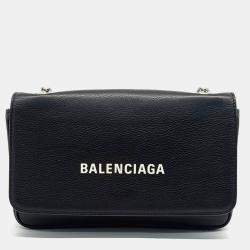 Pre Owned Balenciaga Black Leather Everyday Chain Crossbody Bag