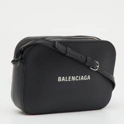 Pre Owned Balenciaga Black Leather Small Everyday Camera Crossbody Bag