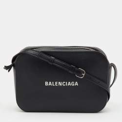 Pre Owned Balenciaga Black Leather Small Everyday Camera Crossbody Bag