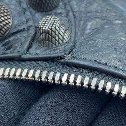 مملوكة مسبقًا حقيبة كتف بالنسياجا لي كاغول سيلندر جلد أسود