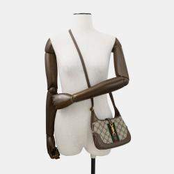 مملوكة مسبقًا حقيبة كتف غوتشي إكس بالنسياغا ذا هاكر بروجكت جاكي 1961 بيج/بني بي في سي جلد مقاس صغير