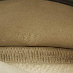 مملوكة مسبقًا حقيبة كتف بالنسياغا قماش وجلد أبيض/أسود بوكيه