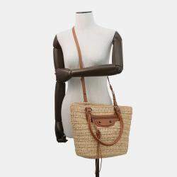 Pre Owned حقيبة كتف بالينسياغا لو سيتي بسكت راكيا 2 طريق طبيعي / جمل جلد الخروف مقاس وسط