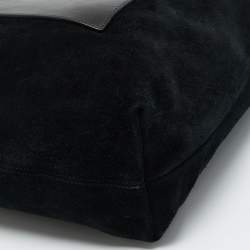 مملوكة مسبقًا حقيبة بالنسياجا جيوب جلد أسود وسويدي توت