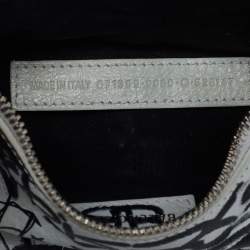 Pre Owned Balenciaga Graffiti Le Cagole XS White Leather Shoulder Bag