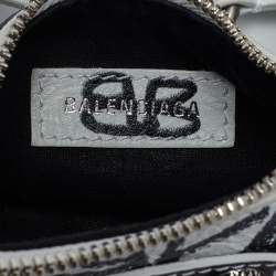 Pre Owned Balenciaga Graffiti Le Cagole XS White Leather Shoulder Bag