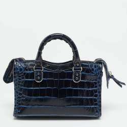 مملوكة مسبقًا حقيبة بالنسياقا ميتاليك إيدج كلاسيك سيتي نانو جلد كروك منقوش أزرق داكن