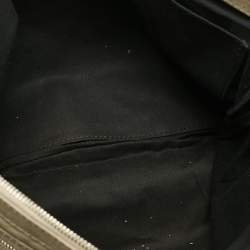 مملوكة مسبقًا حقيبة كلتش بالنسياغا بكليب جلد حمراء كبيرة