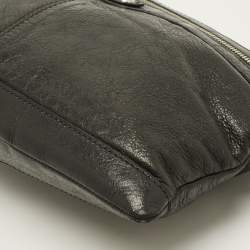 Pre Owned Balenciaga Clip M Classic Hardware Black Leather Clutch