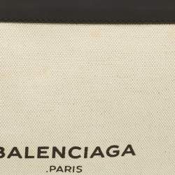 Pre Owned حقيبة كلتش بالنسياغا بحري بيج/أسود قماش وجلد نوبيوك