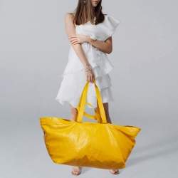 Pre Owned حقيبة بالنسياغا ايكيا كبيرة جلد أصفر دفيل