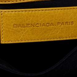 Pre Owned حقيبة كلتش بالنسياغا موتوكروس غيانت 21 مظروف جلد أصفر