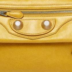 Pre Owned حقيبة كلتش بالنسياغا موتوكروس غيانت 21 مظروف جلد أصفر