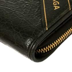 Pre Owned Balenciaga Green Leather Zip Around Compact Wallet