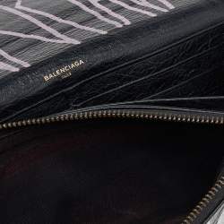 Pre Owned Balenciaga Multicolor Graffiti  Print Leather Classic Money RH Continental Wallet