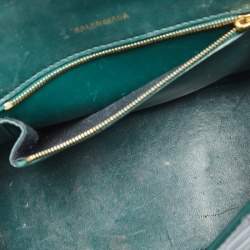 مملوكة مسبقًا حقيبة يد بالنسياغا أوارغلاس جلد نقشة التمساح أخضر بيد علوية