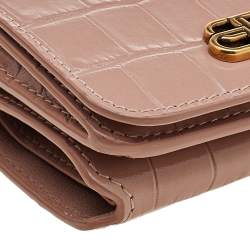 مملوكة مسبقًا Balenciaga Beige Croc Embossed Leather Mini BB Trifold Wallet