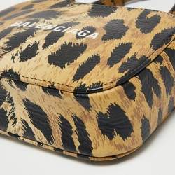 Pre Owned حقيبة كتف بالنسياغا جلد بيج نقشة الفهد