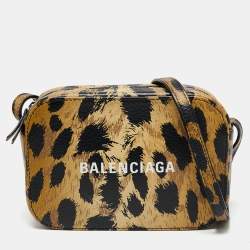 Pre Owned حقيبة كتف بالنسياغا جلد بيج نقشة الفهد