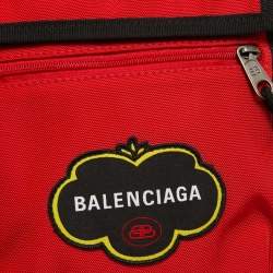 مملوكة مسبقًا Balenciaga Black/Red Nylon Explorer Pouch Crossbody Bag