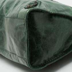Pre Owned Balenciaga Green Leather Medium Classic City Tote
