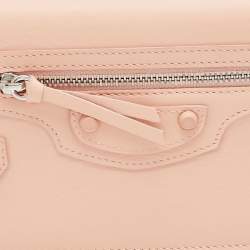 مملوكة مسبقًا Balenciaga Peach Leather Classic Continental Wallet