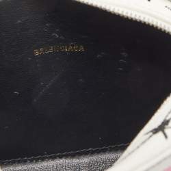 Pre Owned Balenciaga White Graffiti Leather Everyday Crossbody Bag