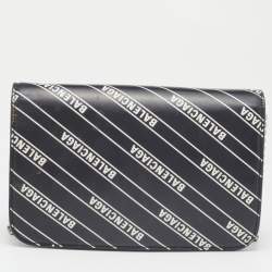 Pre Owned Balenciaga Black Leather B Dot Wallet on Chain