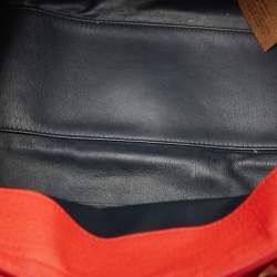 مملوكة مسبقًا Balenciaga Red Leather Tube Clasp Satchel