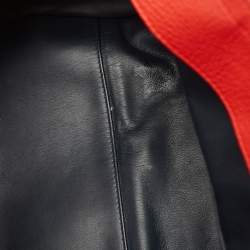 مملوكة مسبقًا Balenciaga Red Leather Tube Clasp Satchel