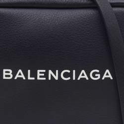 Pre Owned Balenciaga Black Leather Everyday Camera Bag