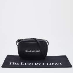 Pre Owned Balenciaga Black Leather Everyday Camera Bag