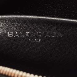 مملوكة مسبقًا Balenciaga Black Leather Everyday Camera Shoulder Bag