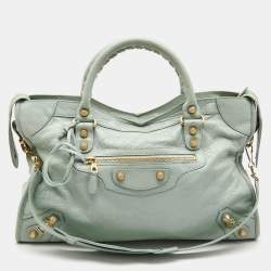 Milky Green Croc-Embossed Leather Bag– Official International